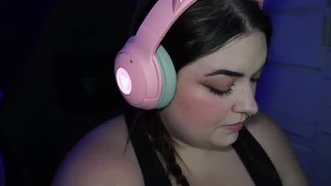 Snapshot of your_lexi_rose_ chatting on 09/22/25, 07:10 Your Lexi rose online show from 09/22/25, 07:10
