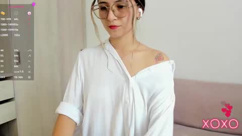 Lila  online show from 09/28/25, 07:41