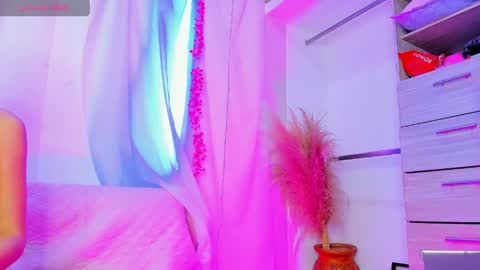 Snapshot of your_lily69 chatting on 06/09/26, 03:07 your lily69 online show from 06/09/26, 03:07