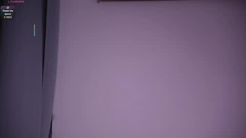 Snapshot of your_naughtytrans chatting on 09/23/25, 10:24 SASKYA VALERIA online show from 09/23/25, 10:24