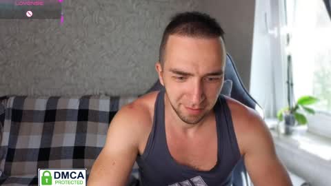 Your new boyfriend17 online show from 05/25/26, 11:27