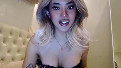 Snapshot of your_pov chatting on 03/06/26, 02:41 Lena online show from 03/06/26, 02:41