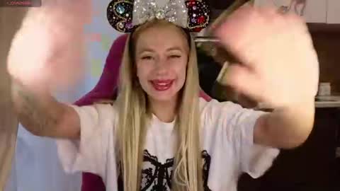Alice  online show from 07/04/26, 12:39