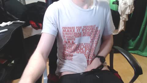 Snapshot of your_secret_johnny chatting on 12/04/24, 08:29 Ben Dover online show from 12/04/24, 08:29