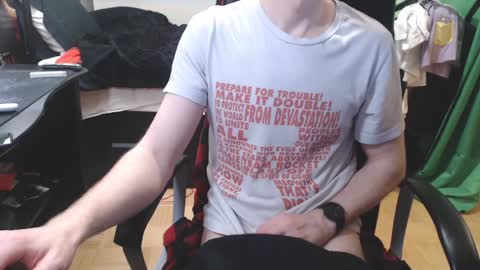 Snapshot of your_secret_johnny chatting on 12/11/24, 06:42 Ben Dover online show from 12/11/24, 06:42