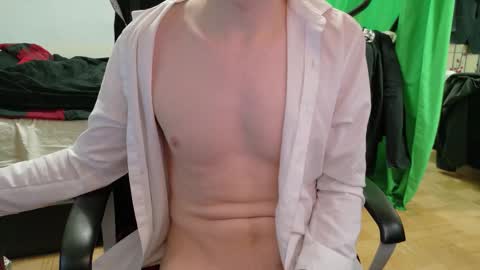 Snapshot of your_secret_johnny chatting on 12/20/25, 03:19 Ben Dover online show from 12/20/25, 03:19
