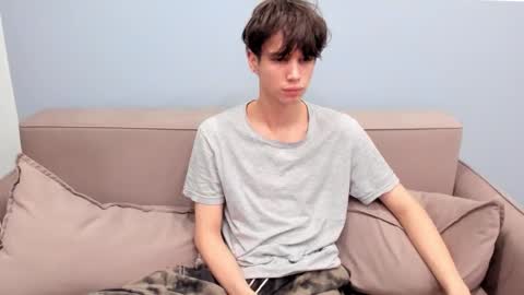 your_shy_guy online show from 11/15/25, 05:27