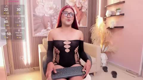 Snapshot of your_sissytrans chatting on 05/19/26, 12:16 NATASHA online show from 05/19/26, 12:16
