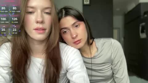 Mia  online show from 06/11/26, 10:24