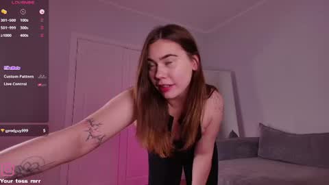 Tessa online show from 06/14/26, 06:10