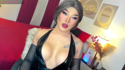 TRICXIEBELLE online show from 06/22/26, 10:12