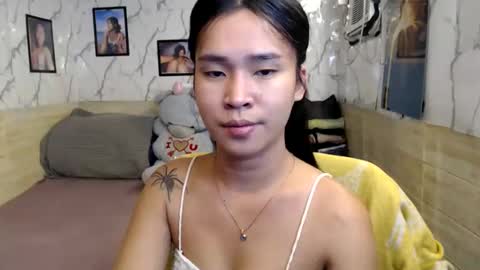 your_twinkletoes18 online show from 06/06/26, 04:55