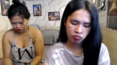 Snapshot of your_twinkletoes18 chatting on 06/23/26, 02:09 your_twinkletoes18 online show from 06/23/26, 02:09