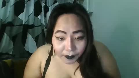 Snapshot of your_unmarriedwife chatting on 11/23/25, 09:20 your_unmarriedwife online show from 11/23/25, 09:20