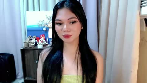 Snapshot of yourangelictransgirl chatting on 12/02/24, 08:00 Hi its me Yna online show from 12/02/24, 08:00