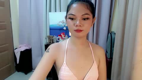 Snapshot of yourangelictransgirl chatting on 12/10/24, 06:28 Hi its me Yna online show from 12/10/24, 06:28