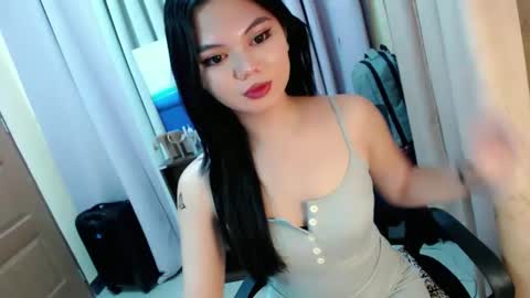 Snapshot of yourangelictransgirl chatting on 12/12/24, 10:34 Hi its me Yna online show from 12/12/24, 10:34