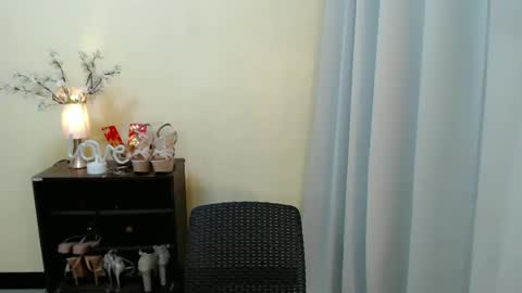 Snapshot of yourangelictransgirl chatting on 02/10/25, 04:14 Hi its me Yna online show from 02/10/25, 04:14