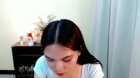 Snapshot of yourangelictransgirl chatting on 03/06/25, 08:27 Hi its me Yna online show from 03/06/25, 08:27