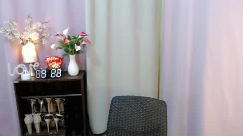 Snapshot of yourangelictransgirl chatting on 09/12/25, 01:22 Hi its me Yna online show from 09/12/25, 01:22