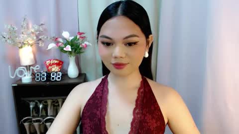 Snapshot of yourangelictransgirl chatting on 09/14/25, 11:42 Hi its me Yna online show from 09/14/25, 11:42