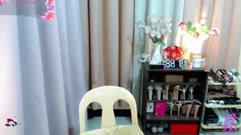 Snapshot of yourangelictransgirl chatting on 02/01/26, 11:42 Hi its me Yna online show from 02/01/26, 11:42