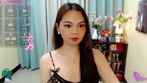 Snapshot of yourangelictransgirl chatting on 03/11/26, 01:17 Hi its me Yna online show from 03/11/26, 01:17
