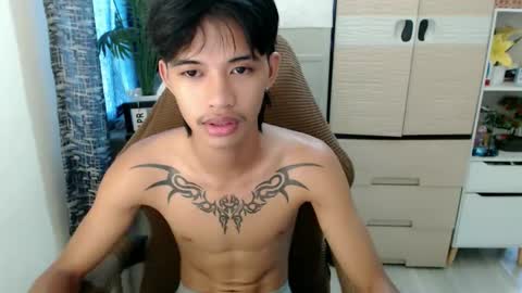 Snapshot of yourasian_eric chatting on 04/06/26, 02:53 yourasian_eric online show from 04/06/26, 02:53