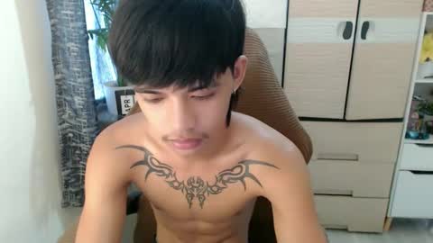Snapshot of yourasian_eric chatting on 04/10/26, 06:18 yourasian_eric online show from 04/10/26, 06:18