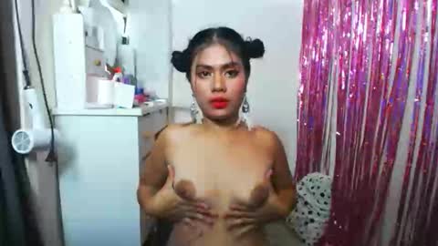 A V A online show from 10/07/25, 07:16