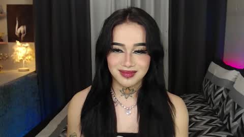 Snapshot of yourasiancockisontop chatting on 01/06/25, 09:54 kim online show from 01/06/25, 09:54