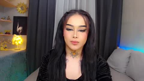 Snapshot of yourasiancockisontop chatting on 01/26/25, 10:45 kim online show from 01/26/25, 10:45