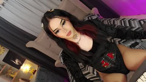 Snapshot of yourasiancockisontop chatting on 03/02/25, 10:27 kim online show from 03/02/25, 10:27