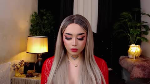 Snapshot of yourasiancockisontop chatting on 10/10/25, 12:37 kim online show from 10/10/25, 12:37