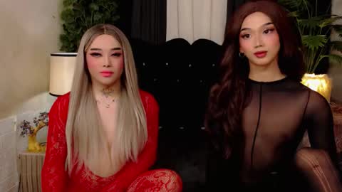 Snapshot of yourasiancockisontop chatting on 10/13/25, 11:43 kim online show from 10/13/25, 11:43