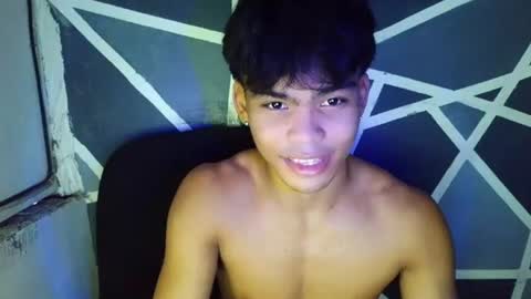 rainy online show from 07/05/26, 04:41