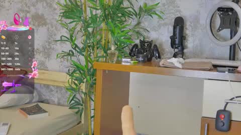 Anna online show from 11/02/25, 08:11