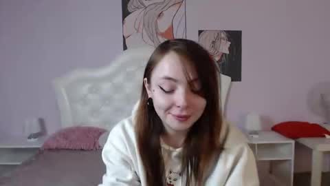 Snapshot of yourdreamcristal chatting on 01/28/25, 10:45 yourdreamcristal online show from 01/28/25, 10:45