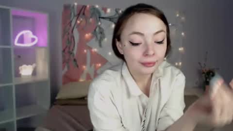 Snapshot of yourdreamcristal chatting on 02/25/25, 10:37 yourdreamcristal online show from 02/25/25, 10:37