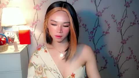 Snapshot of yourdreamgirljane chatting on 10/09/25, 05:22 JANE online show from 10/09/25, 05:22