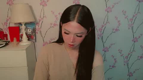 Snapshot of yourdreamgirljane chatting on 10/23/25, 01:49 JANE online show from 10/23/25, 01:49