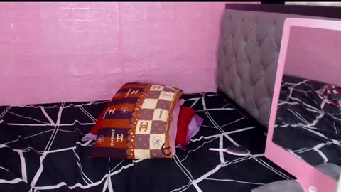 yourdreamisabell online show from 12/19/24, 12:12