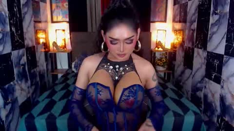 Snapshot of yourdreampinayx chatting on 09/26/25, 06:01 Kath Harper online show from 09/26/25, 06:01