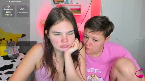 Tina and Kate online show from 07/04/26, 08:04