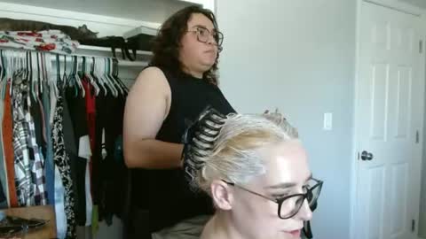 yourfavgirlduh online show from 07/03/26, 10:16