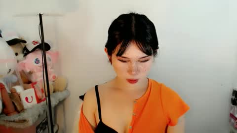 PrettyElla online show from 11/25/25, 05:29