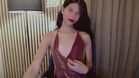 Vivian online show from 11/14/25, 09:52