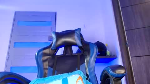yourfavorite_bigclit online show from 06/13/26, 12:36