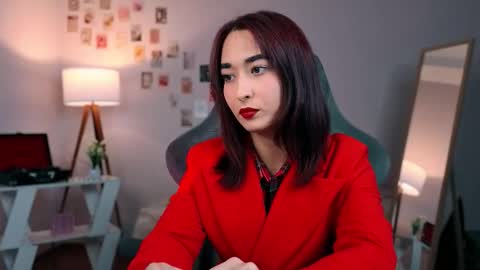 violett online show from 09/17/25, 11:56
