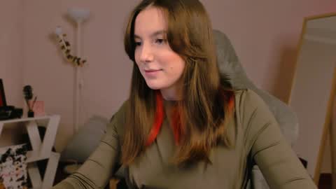 Chloe online show from 01/26/25, 08:23